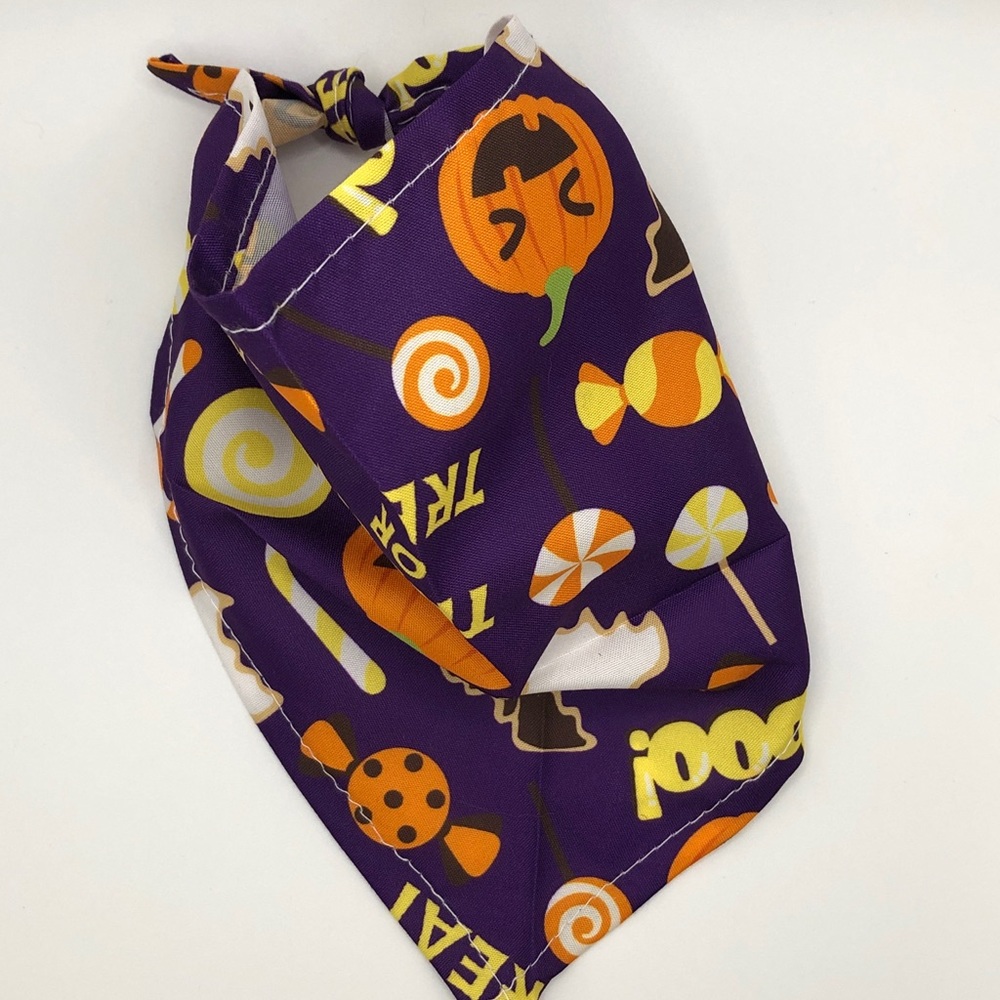 Halloween dog/ cat bandana, cute pumpkin jack-o-lantern and ghost print
